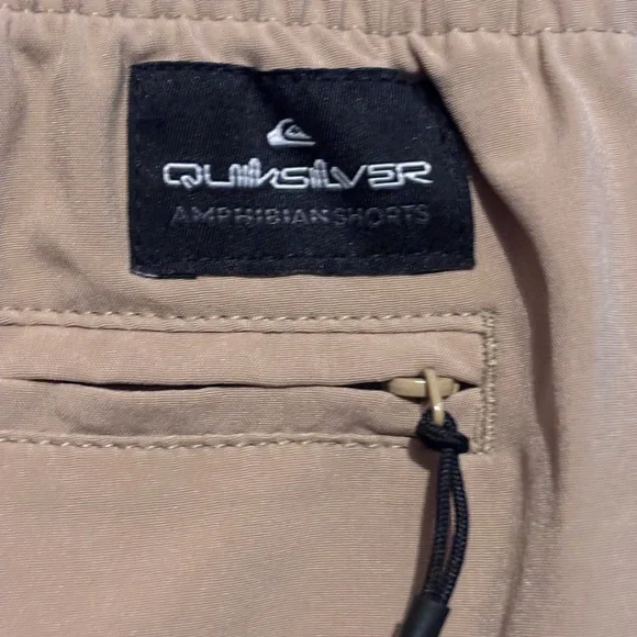 NWT Boys Quiksilver Khaki Amphibian Walkshorts - Picture 10 of 11